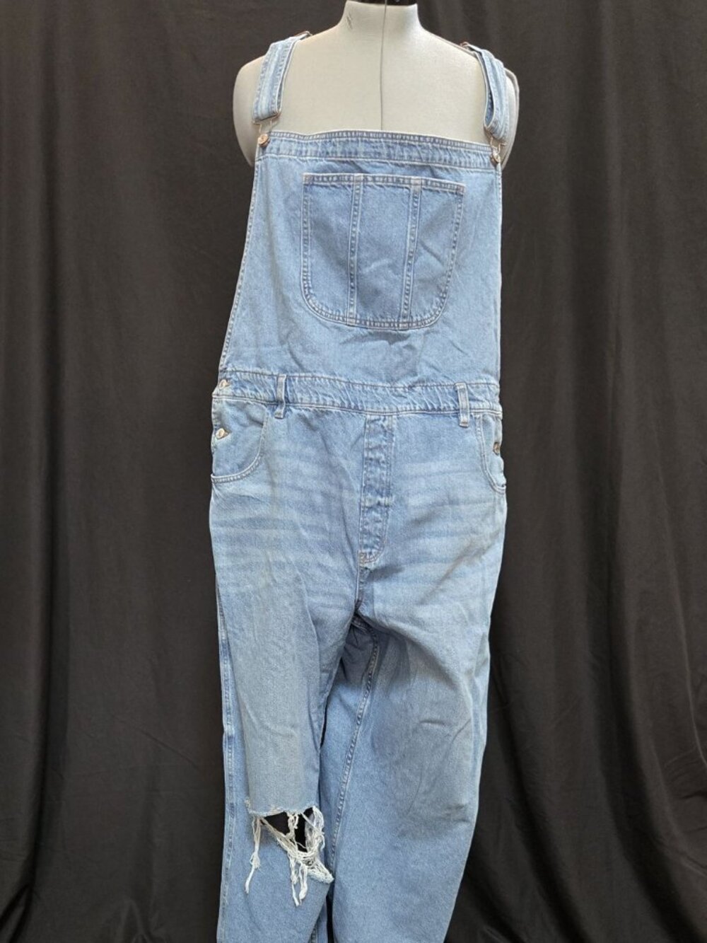 American Eagle Distressed Denim Overalls – Size XXL